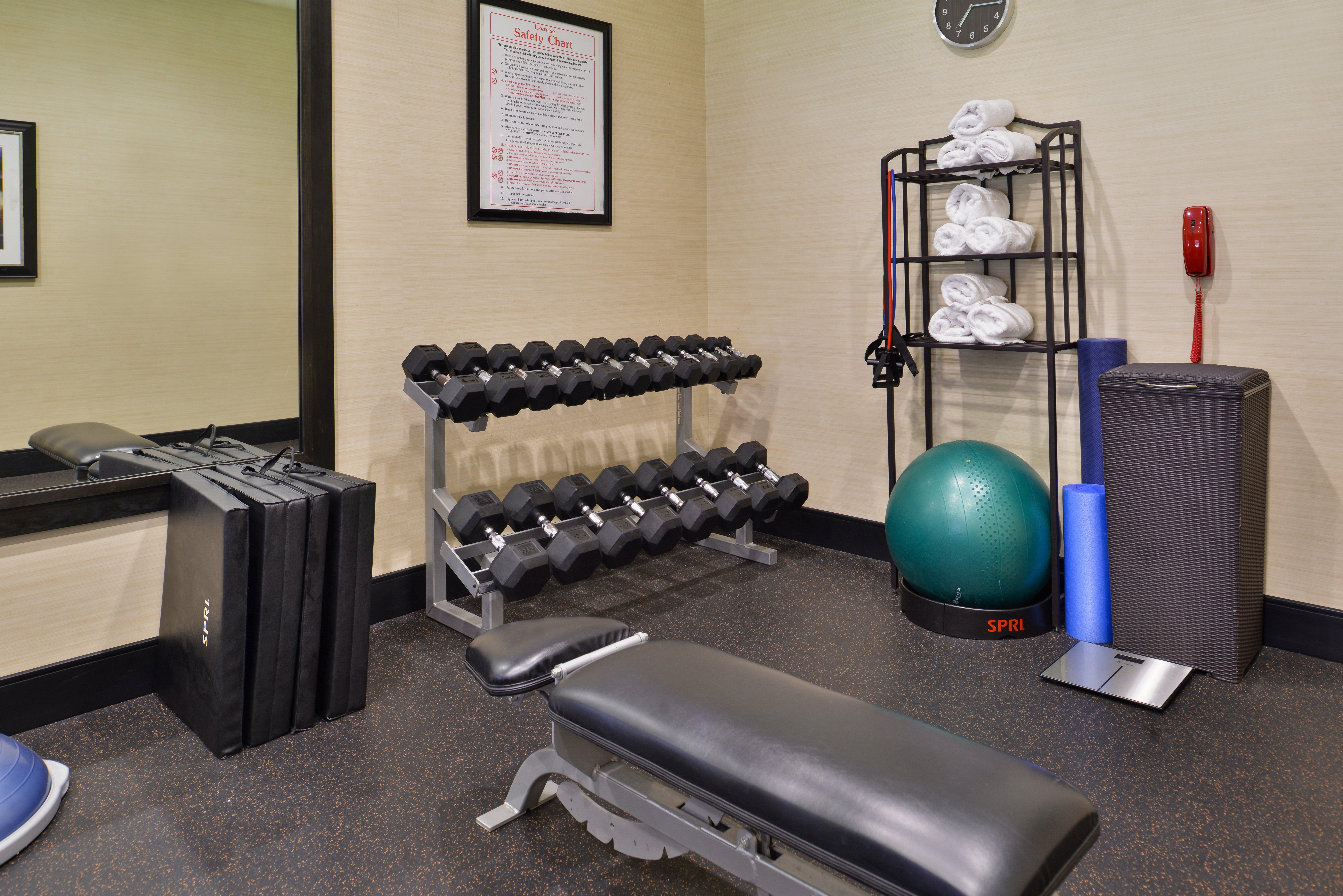 Holiday Inn Express Montgomery East I-85 By Ihg Exterior foto